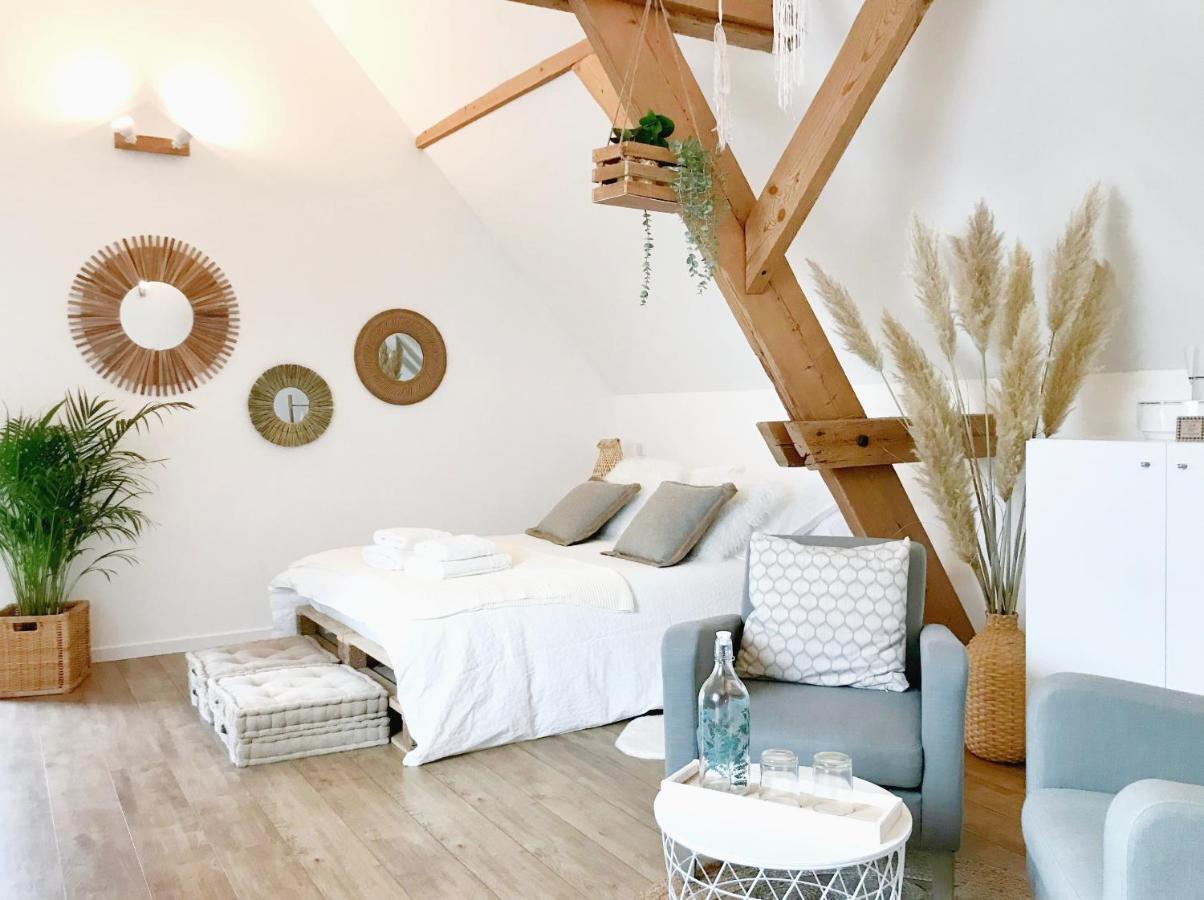 Aux 2 Girouettes Bed & Breakfast Merville  ภายนอก รูปภาพ